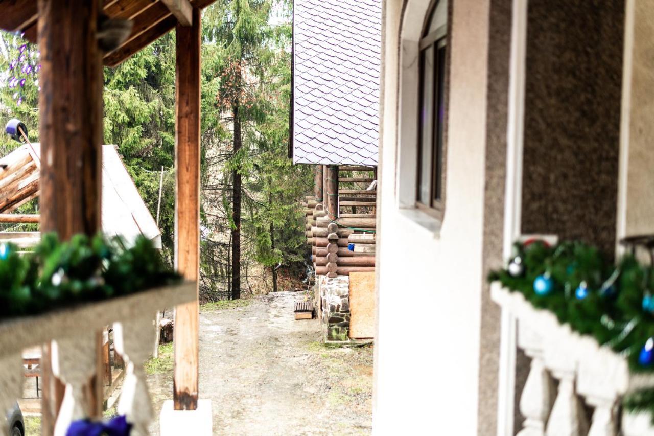 Hotel Wood House Pilipets Esterno foto