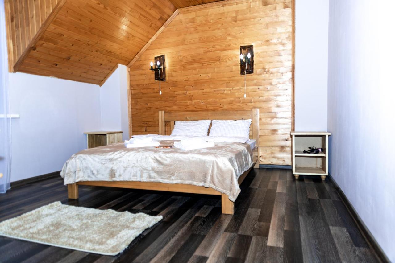 Hotel Wood House Pilipets Esterno foto